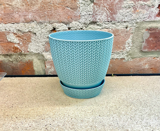 Plastic Pot Woven 4”