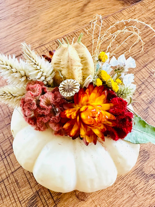 Dried Floral Arrangement Workshop - October 20th